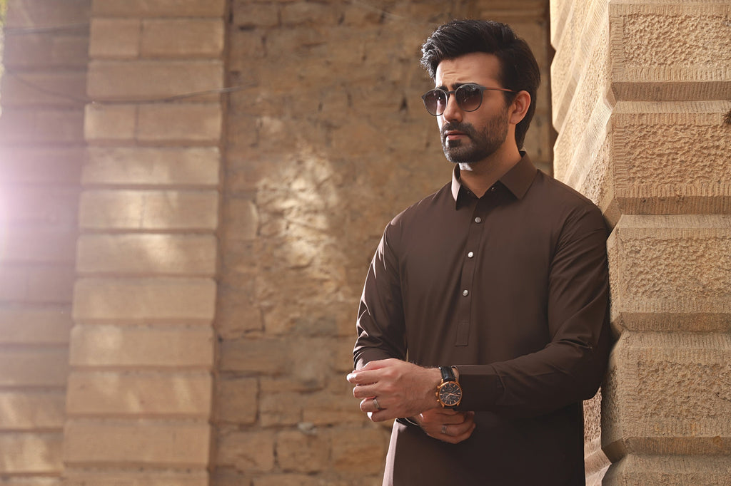 How to Accessorize Men’s Shalwar Kameez for a Polished Look