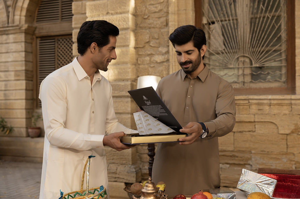 Spring Colors & Patterns Every Modern Man Should Try