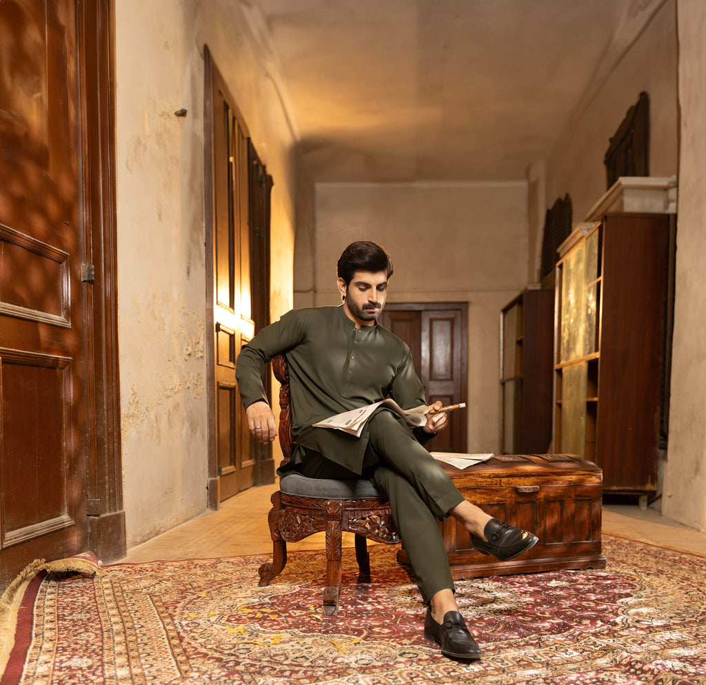 Save on Premium Men’s Shalwar Kameez Fabrics Before They’re Gone
