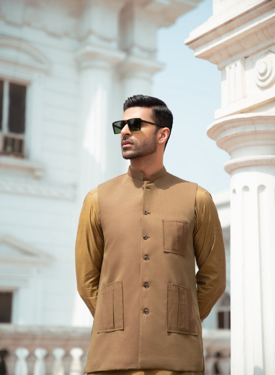 How to Wear Shawl on Shalwar Kameez: A Guide for Men