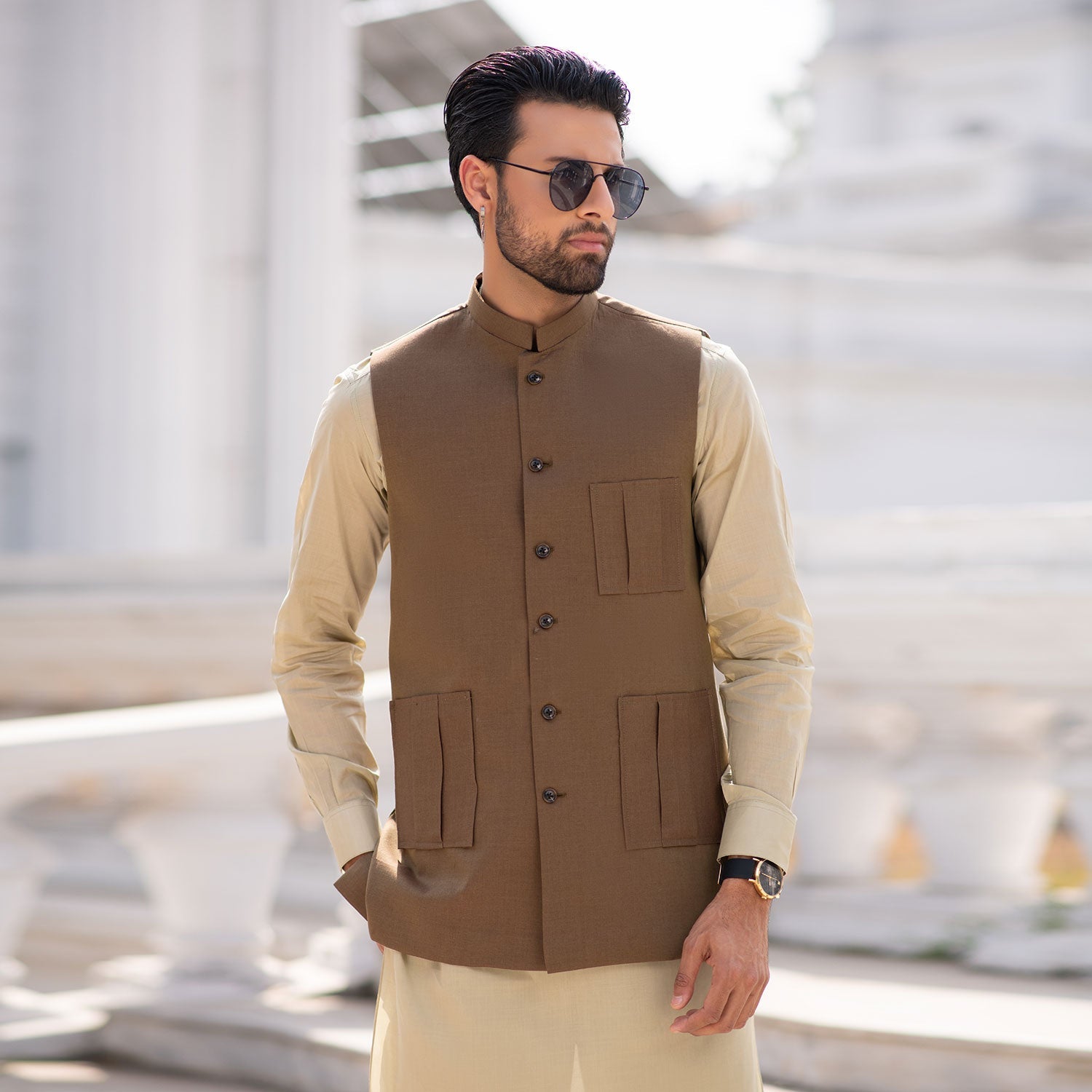 Benefits of Lawn Fabric for Men’s Shalwar Kameez
