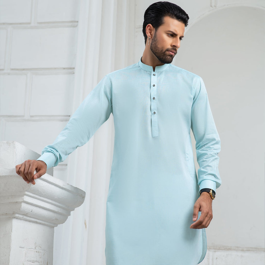 Best Suits Styles for Different Body Types During Bakra Eid