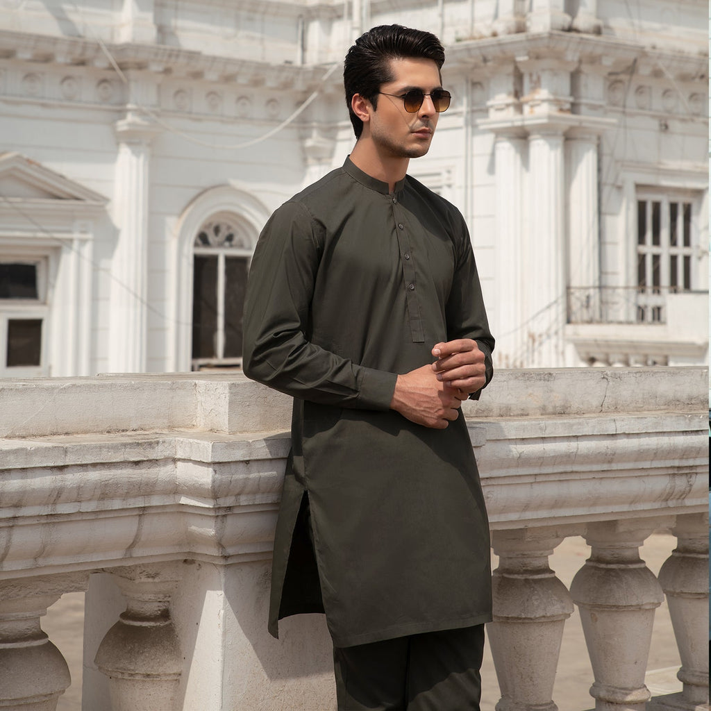 Formal Dress For Men That Fits Your Life, Not Just Your Size